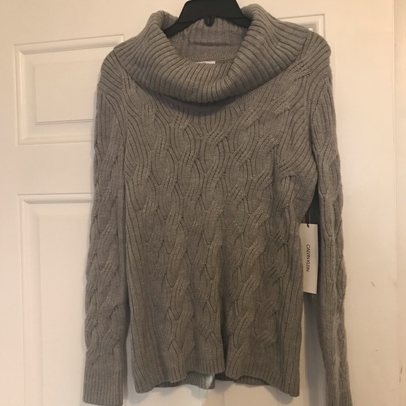 Calvin Klein Sweaters - Calvin Klein sweater